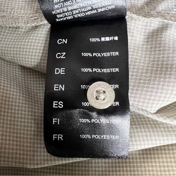 KÜHL Sojourn Hiking Long Sleeve Shirt Light Khaki UPF 30 Lightweigh Size Small - Picture 10 of 12